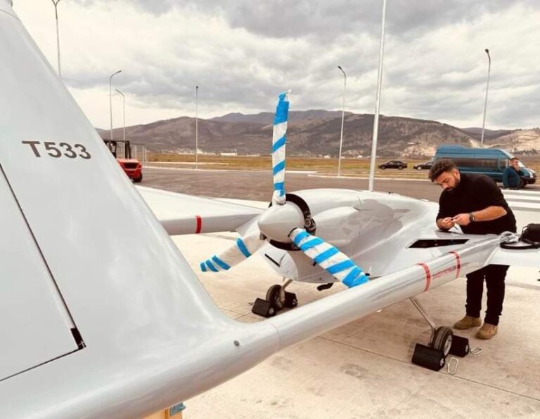 Dronët “Bayraktar” mbërrijnë në Shqipëri