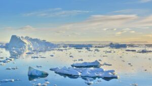 Akulli polar po shkrihet dhe po ndryshon rrotullimin e Tokës – Çka do të thotë kjo për njerëzimin?