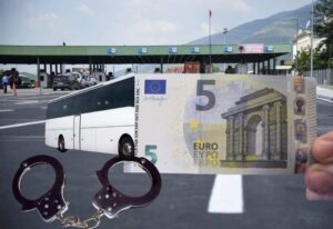 I ofroi ryshfet 5 euro policit “për një kafe”, arrestohet shoferi i një autobusi në një pikë kufitare
