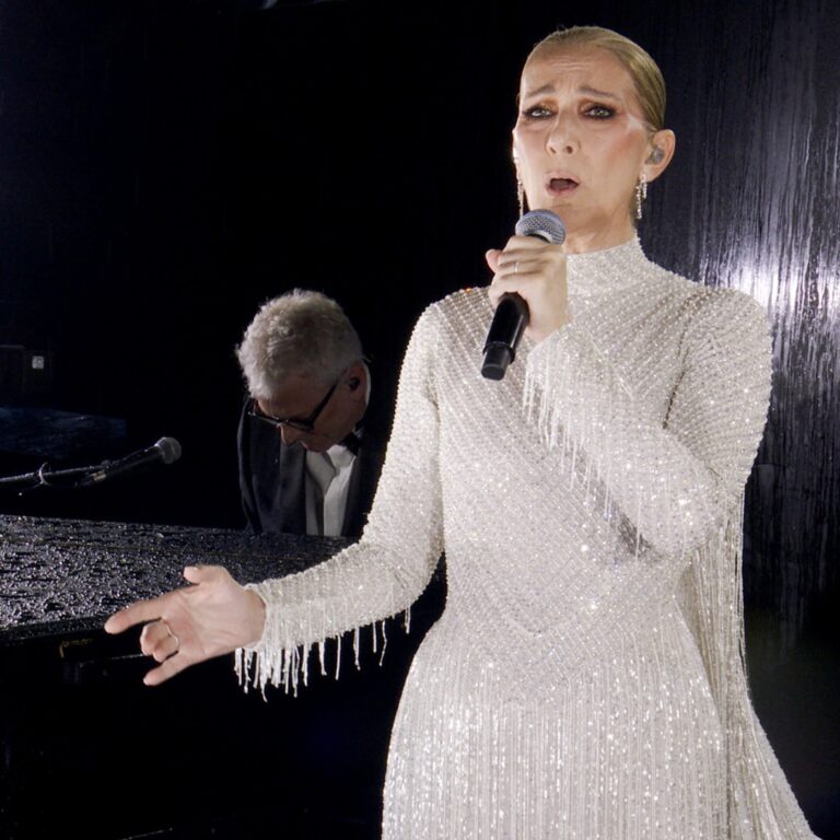 Celine Dion bën rikthimin madhështor duke performuar në hapje të Lojërave Olimpike 2024